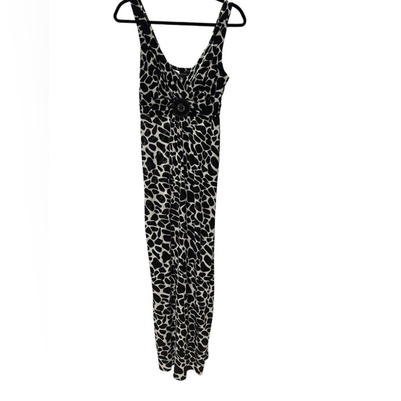 Enfocus Studio Black and White V-Neck Maxi Dress - Picture 1 of 10